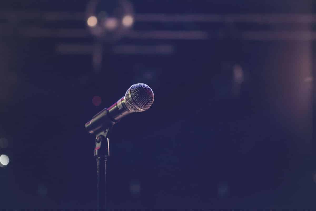 5 best wireless microphones for church