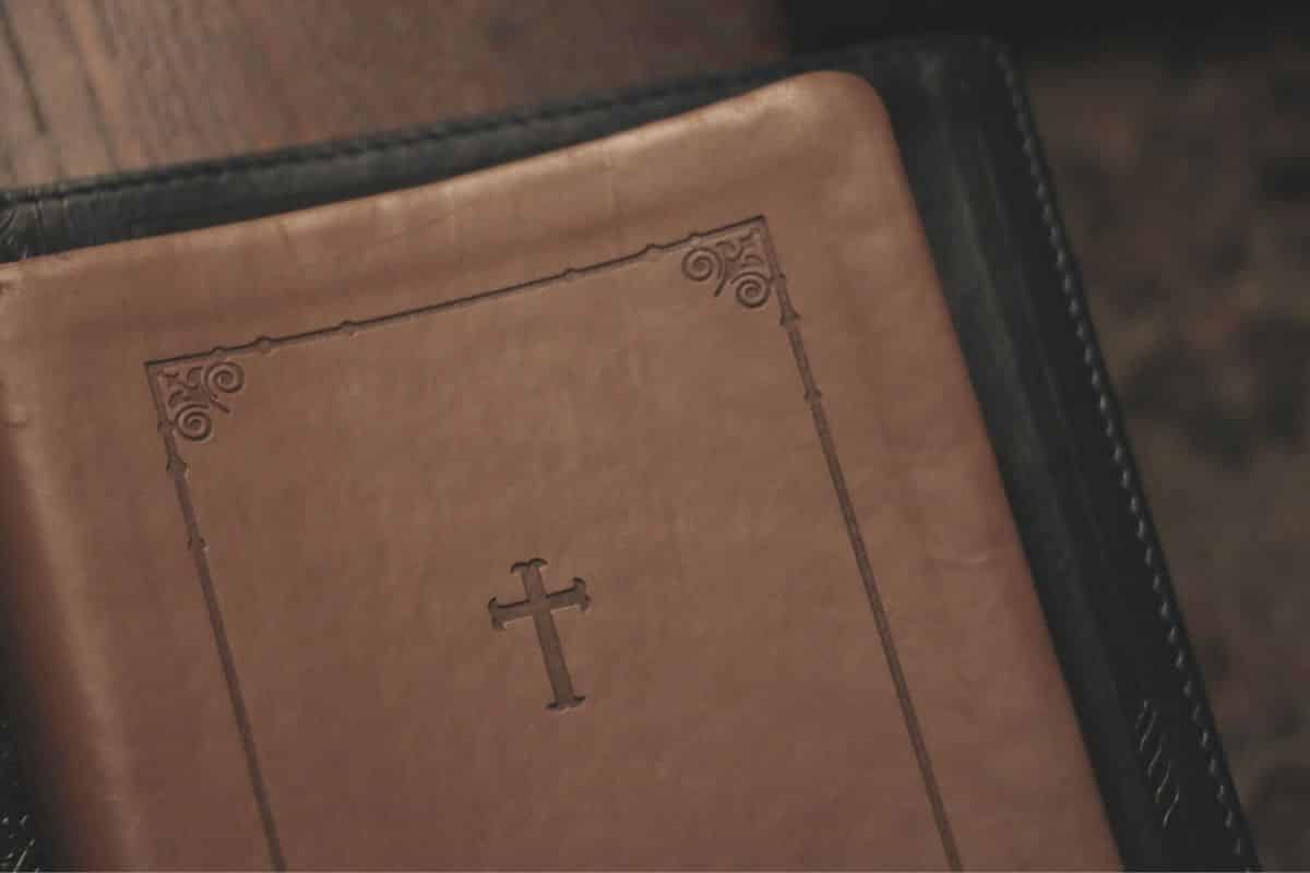 The 5 Best Leather Bible Covers